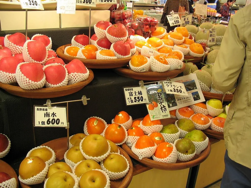 Tokyo Fruits